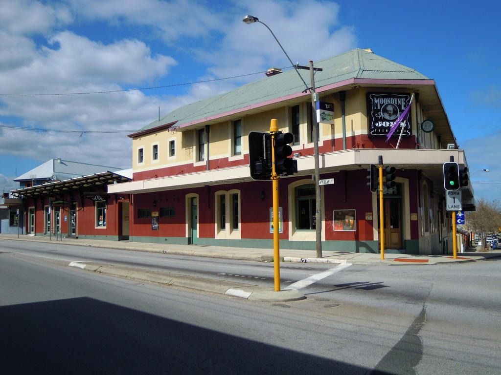 Moondyne Joe'S Hotell Fremantle Eksteriør bilde